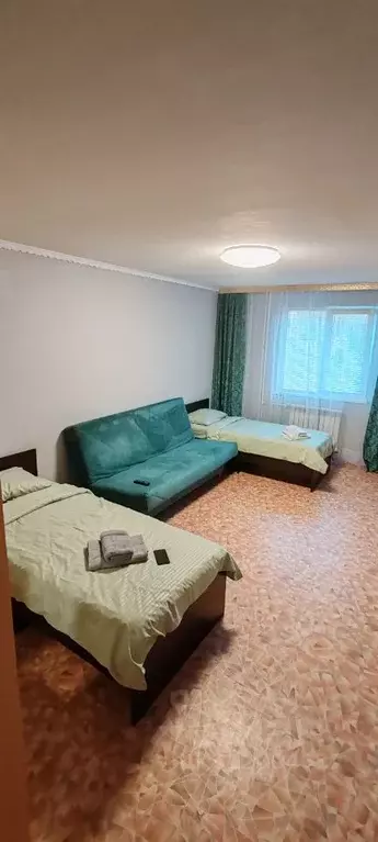2-к кв. Ханты-Мансийский АО, Лангепас Комсомольская ул., 31 (60.0 м) - Фото 0