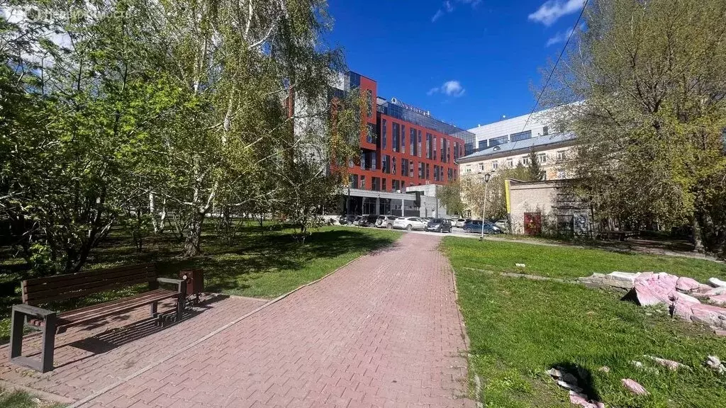 2-комнатная квартира: Новосибирск, Каменская улица, 3 (61 м) - Фото 0