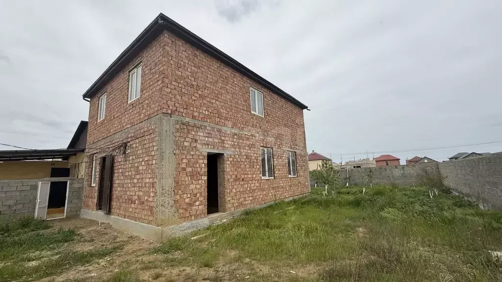 Дом в Дагестан, Махачкала Мотор кв-л, ул. 6-я Моторная, 15 (250 м) - Фото 0
