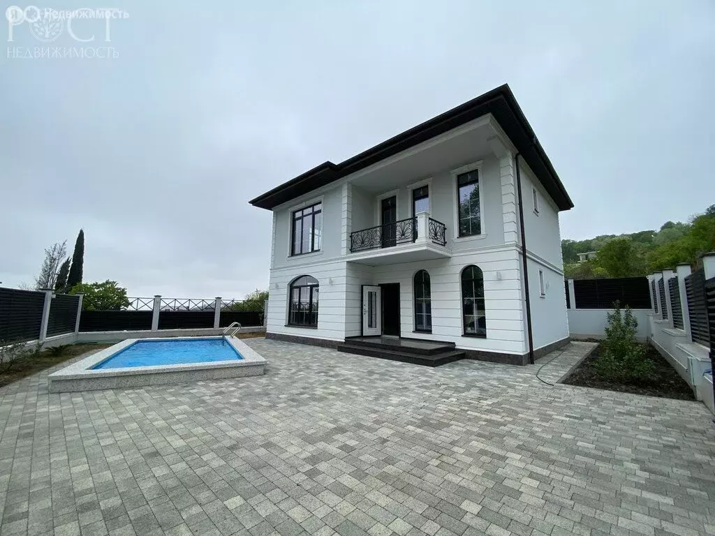 Дом в Сочи, улица 26 Бакинских Комиссаров, 10Б (179 м) - Фото 1