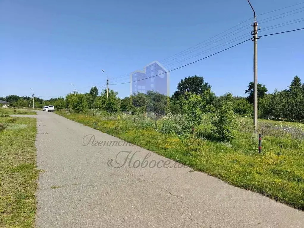 Участок в Белгородская область, Старооскольский городской округ, с. ... - Фото 1