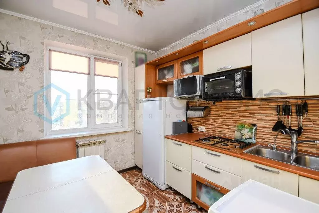 1-к кв. Омская область, Омск ул. Крупской, 12 (40.0 м) - Фото 1