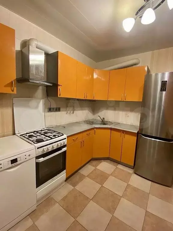 1-к. квартира, 38 м, 7/10 эт. - Фото 0