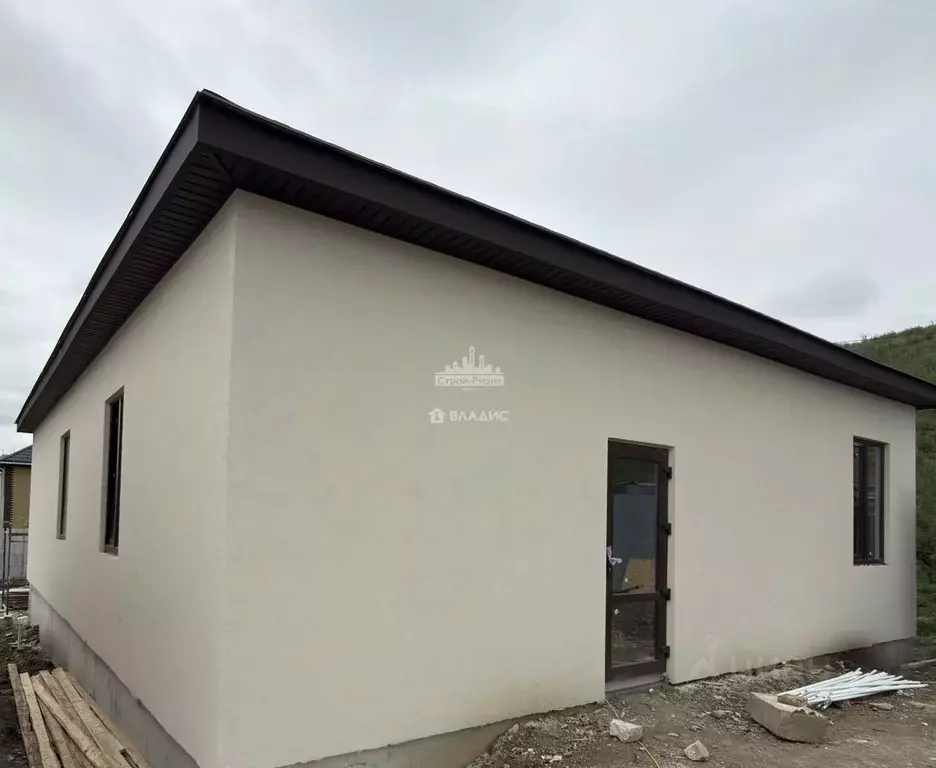 Дом в Крым, Керчь ТСН Садовод тер., проезд Сиреневый (100 м) - Фото 1