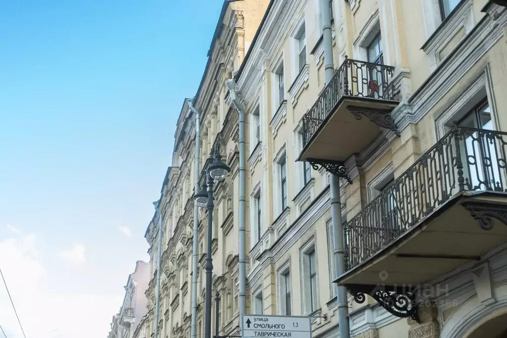 3-к кв. Санкт-Петербург Суворовский просп., 37 (143.0 м) - Фото 0