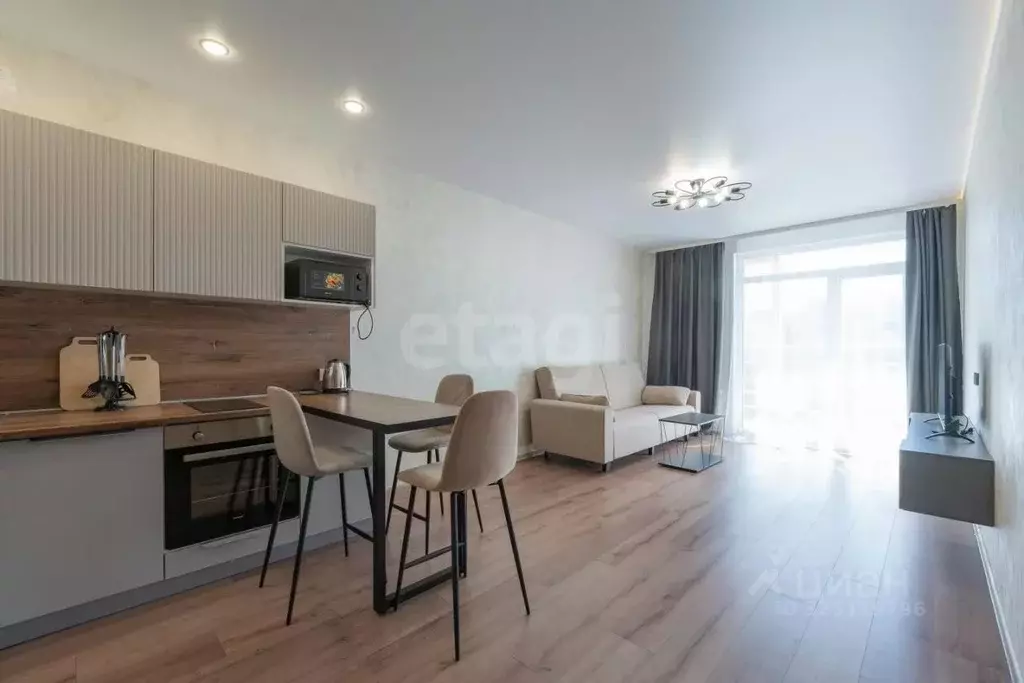 2-к кв. Пермский край, Пермь ул. Революции, 2А (52.95 м) - Фото 1