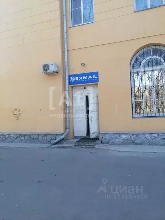 Торговая площадь в Челябинская область, Челябинск ул. Богдана ... - Фото 0