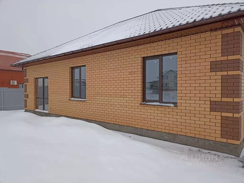 Дом в Белгородская область, Белгородский район, Пушкарское с/пос, с. ... - Фото 1