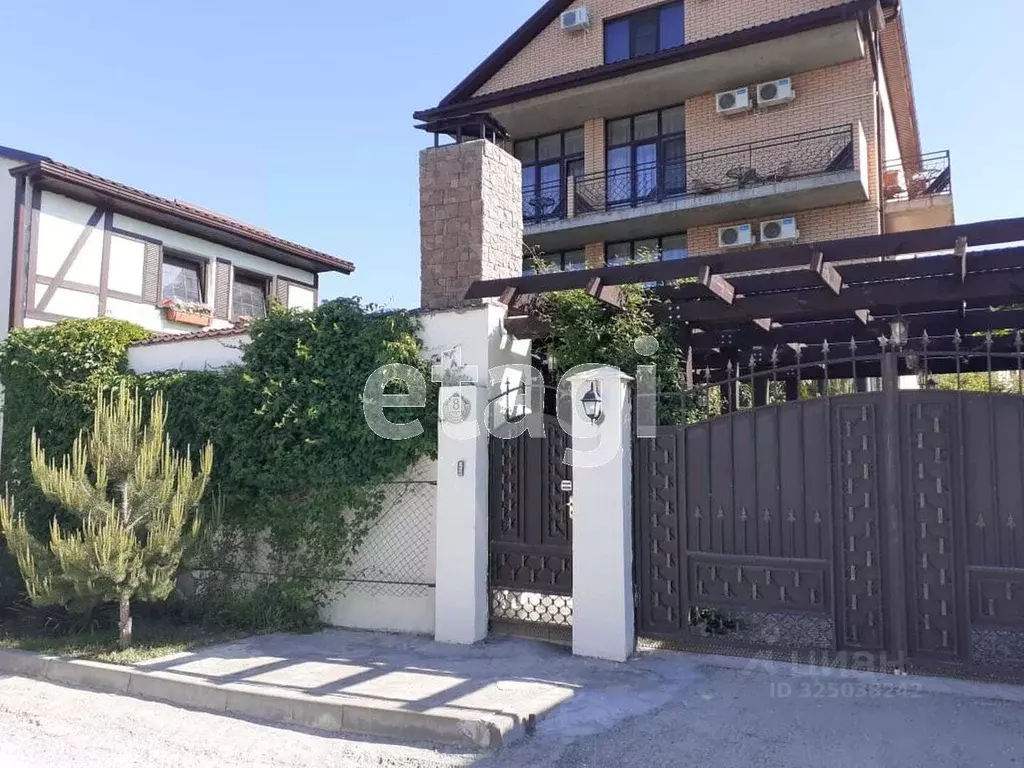 Дом в Краснодарский край, Геленджик городской округ, с. Кабардинка  ... - Фото 1