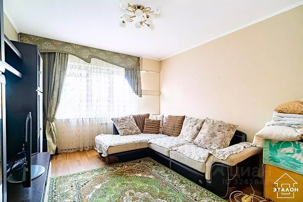 3-к кв. Омская область, Омск Съездовская ул., 50 (63.0 м) - Фото 1