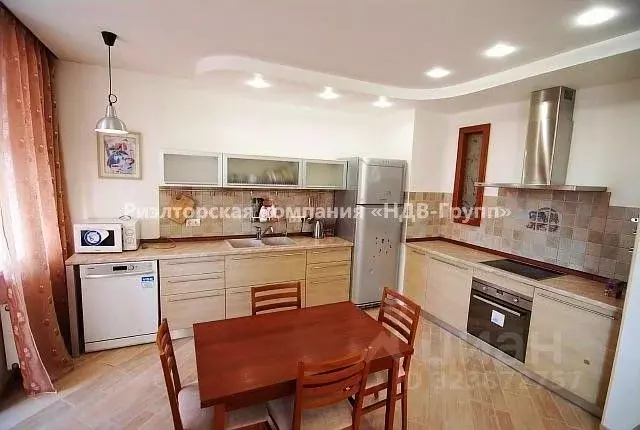 3-к кв. Хабаровский край, Хабаровск Комсомольская ул., 96 (97.7 м) - Фото 2