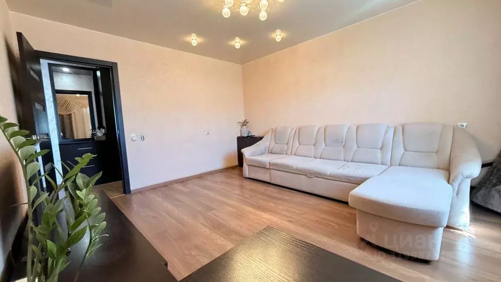 2-к кв. Кировская область, Киров ул. Василия Жуковского, 6 (56.3 м) - Фото 0