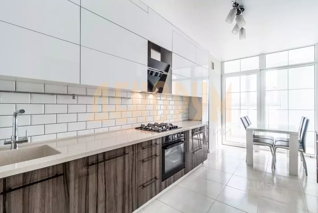 3-к кв. Калининградская область, Калининград Елизаветинская ул., 3 ... - Фото 1