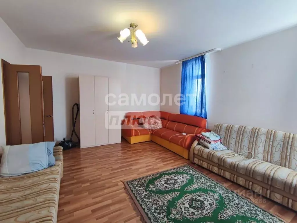2-к кв. Свердловская область, Екатеринбург ул. Билимбаевская, 35 (67.8 ... - Фото 0