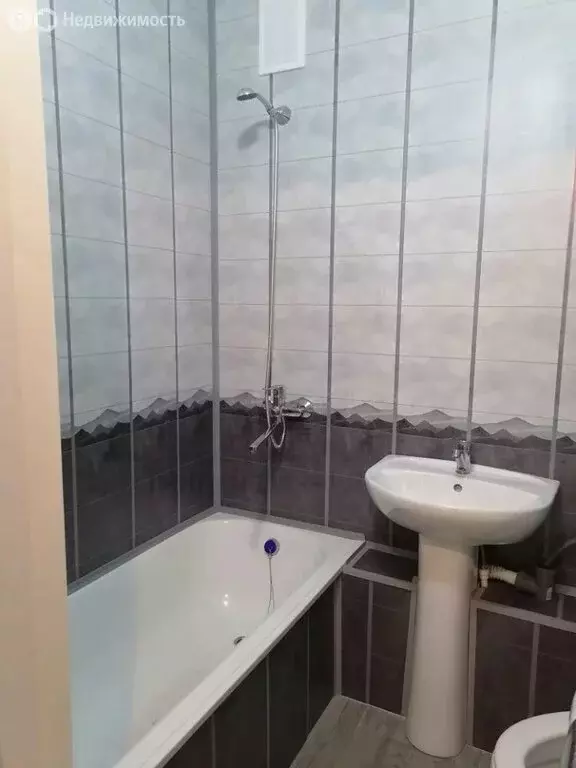 1-комнатная квартира: Арамиль, улица Курчатова, 10 (28.2 м) - Фото 1