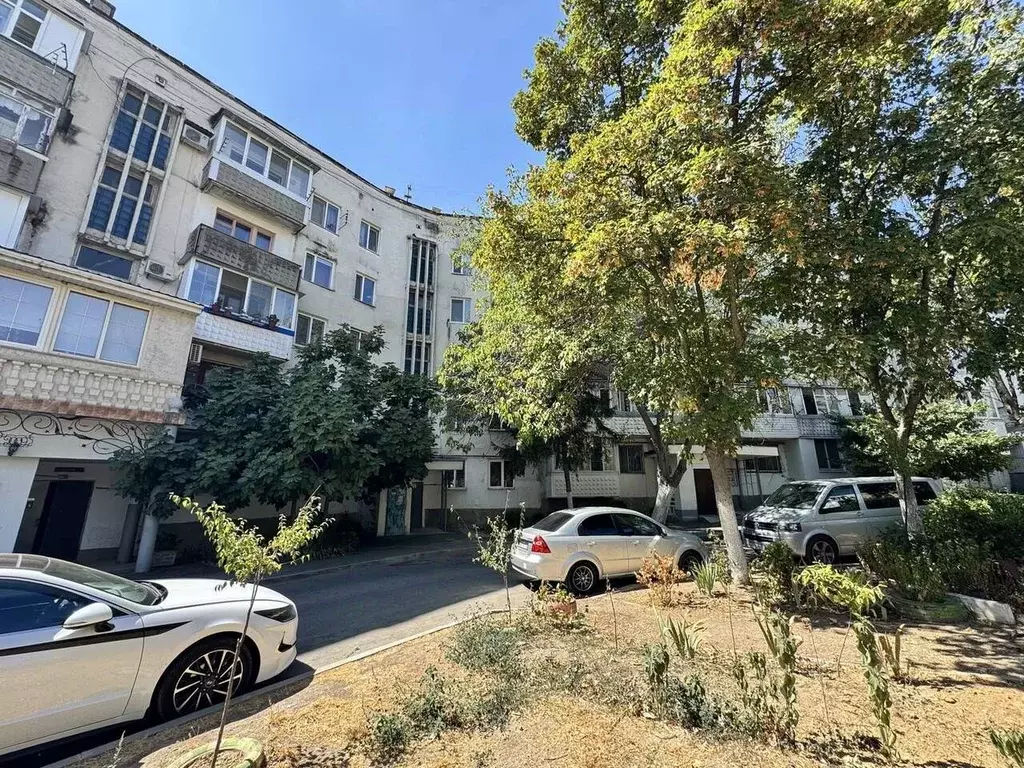 3-к кв. Севастополь ул. Хрусталева, 137 (65.0 м) - Фото 1