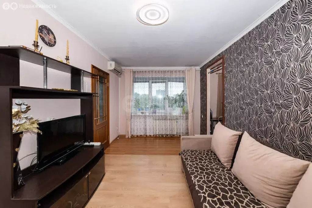 2-комнатная квартира: Курган, улица Пушкина, 49 (42 м) - Фото 0