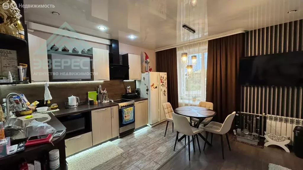 3-комнатная квартира: Абакан, улица Некрасова, 31Б (70 м) - Фото 2