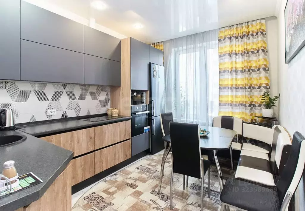 1-к кв. Тюменская область, Тюмень ул. Фармана Салманова, 6 (36.0 м) - Фото 1