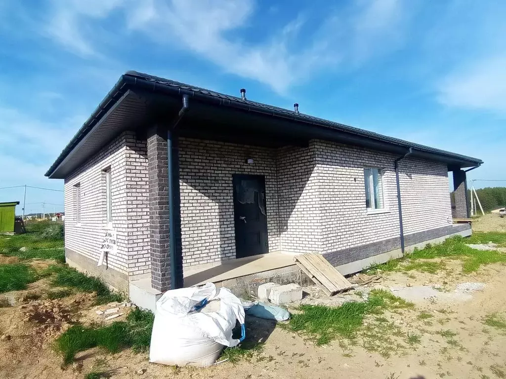Дом в Свердловская область, Екатеринбург Исток СНТ,  (110 м) - Фото 1
