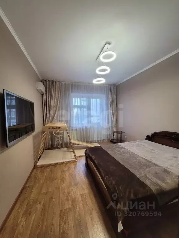 2-к кв. Ханты-Мансийский АО, Нижневартовск ул. Мусы Джалиля, 15 (88.5 ... - Фото 0