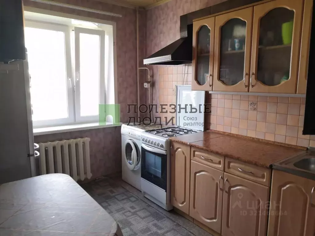 3-к кв. Курганская область, Курган ул. Бурова-Петрова, 96 (62.0 м) - Фото 1