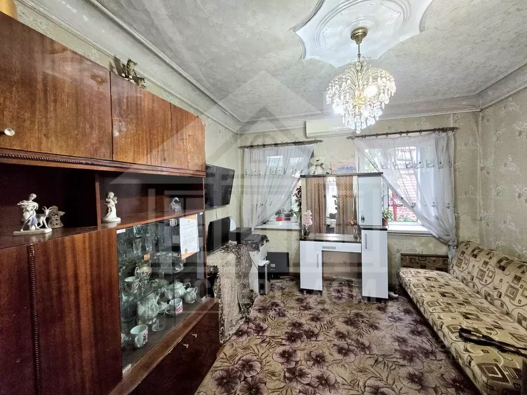 2-к кв. Ростовская область, Таганрог ул. Фрунзе, 114 (31.0 м) - Фото 0