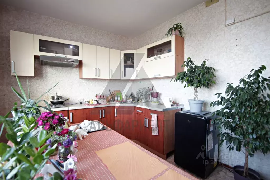 1-к кв. Омская область, Омск Городок Нефтяников мкр, ул. 2-я ... - Фото 1