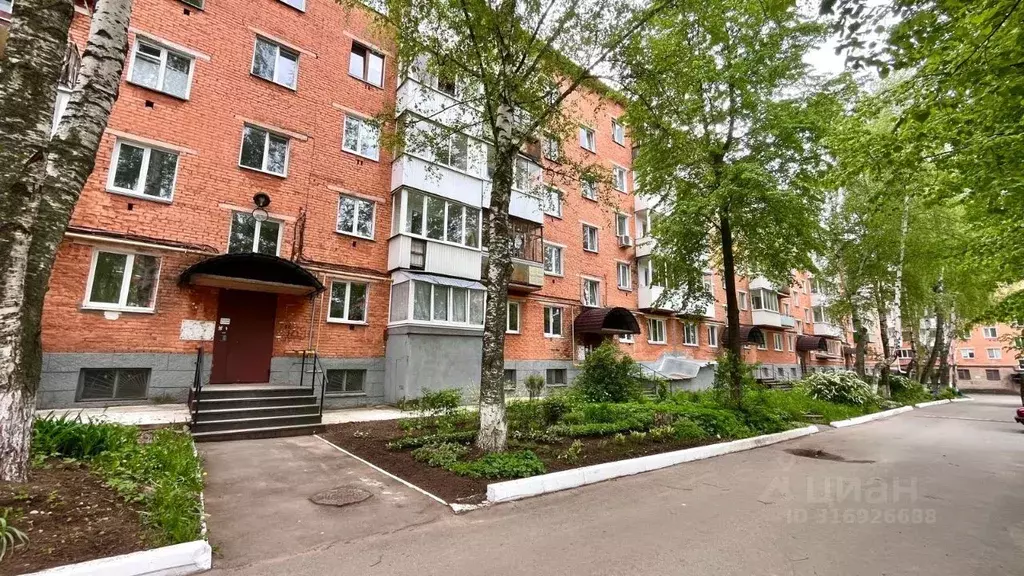 2-к кв. Удмуртия, Воткинск 1 Мая ул., 83 (44.0 м) - Фото 0