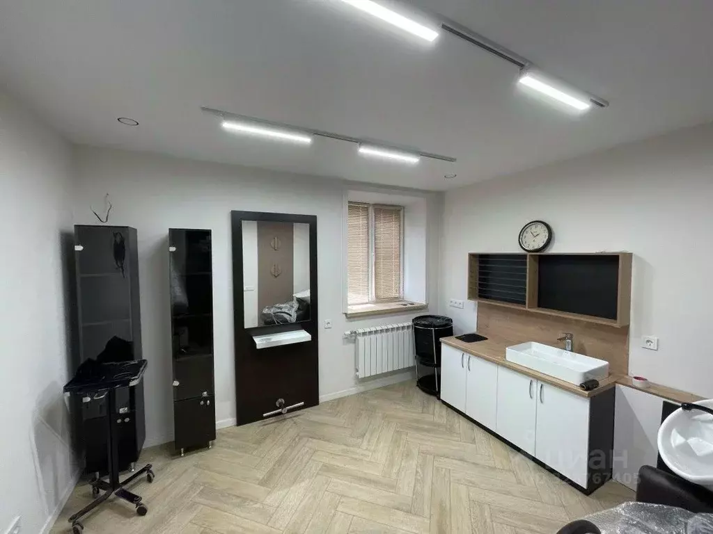 Офис в Калужская область, Калуга ул. Космонавта Комарова, 38/1 (218 м) - Фото 2