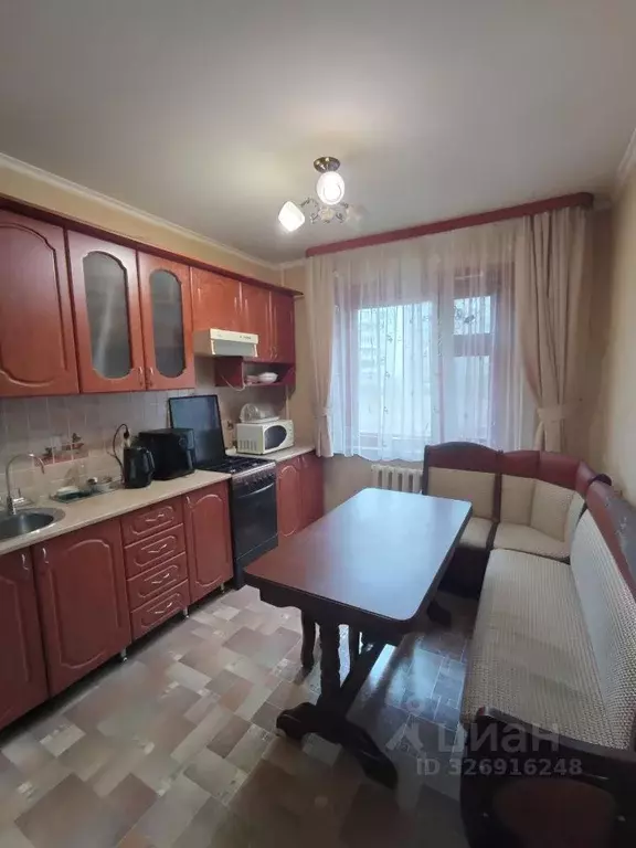 3-к кв. Саратовская область, Саратов ул. Имени Братьев Никитиных, 8Д ... - Фото 1