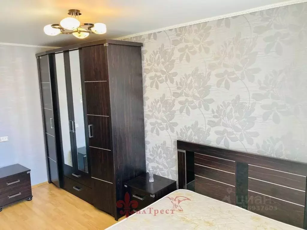 3-к кв. Белгородская область, Белгород Советская ул., 1а (68.1 м) - Фото 2