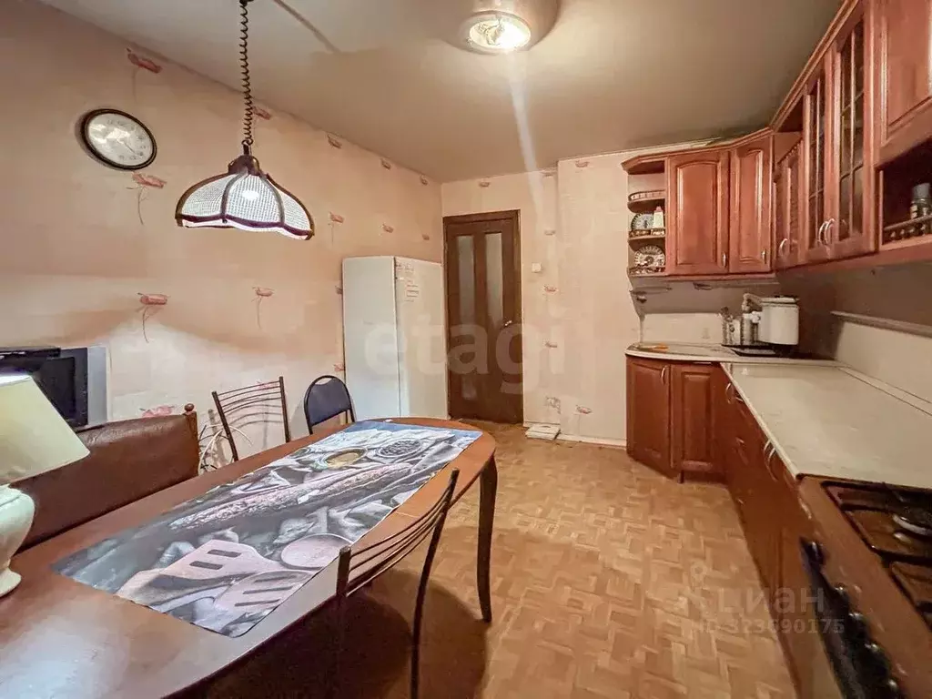 3-к кв. Псковская область, Псков Коммунальная ул., 81 (73.8 м) - Фото 2