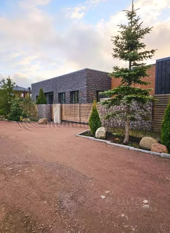 Дом в Ленинградская область, Ломоносовский район, Низинское с/пос, д. ... - Фото 1