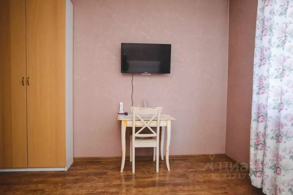 Комната Кемеровская область, Новокузнецк ул. Свердлова, 30 - Фото 2