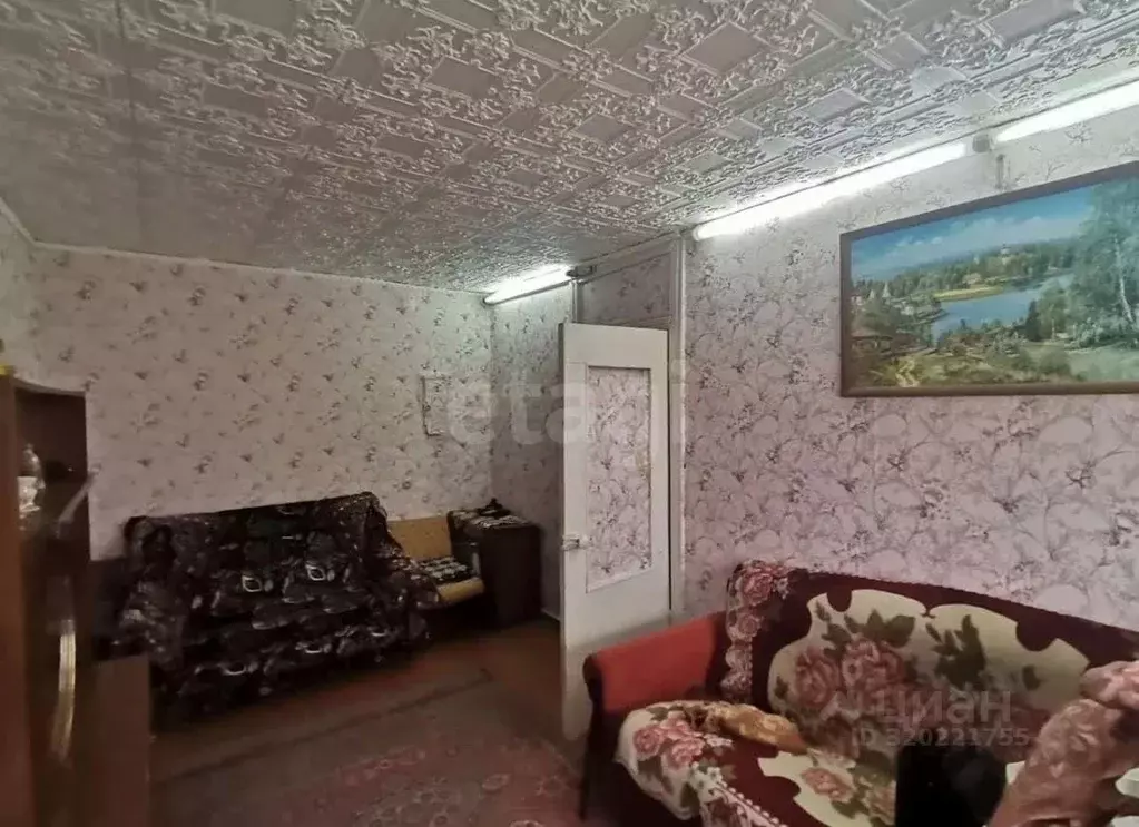 2-к кв. Псковская область, Остров ул. Ленина, 7 (41.4 м) - Фото 1