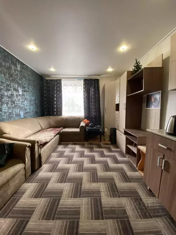 Комната Смоленская область, Смоленск ул. Академика Петрова, 4 (12.0 м) - Фото 0