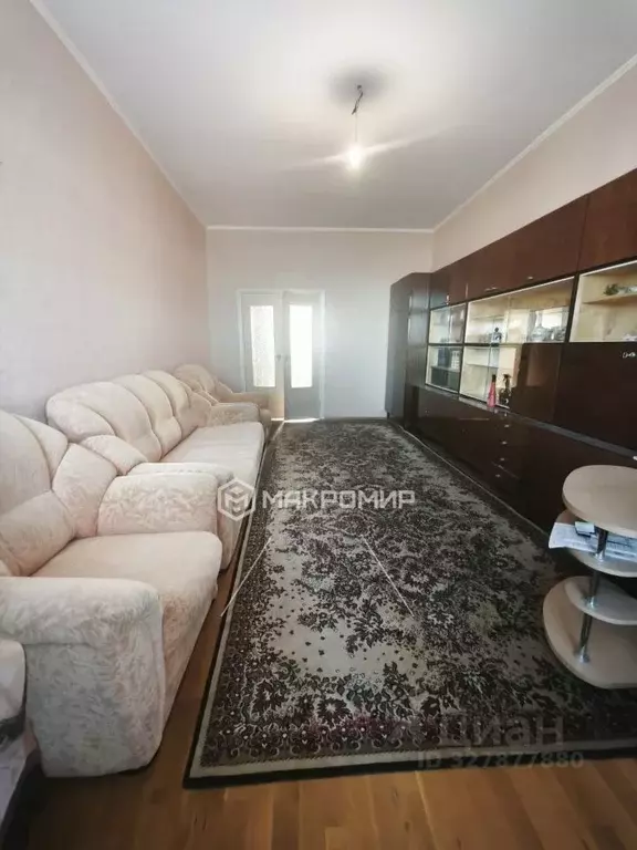 3-к кв. Брянская область, Брянск пер. Горького, 4 (86.7 м) - Фото 2