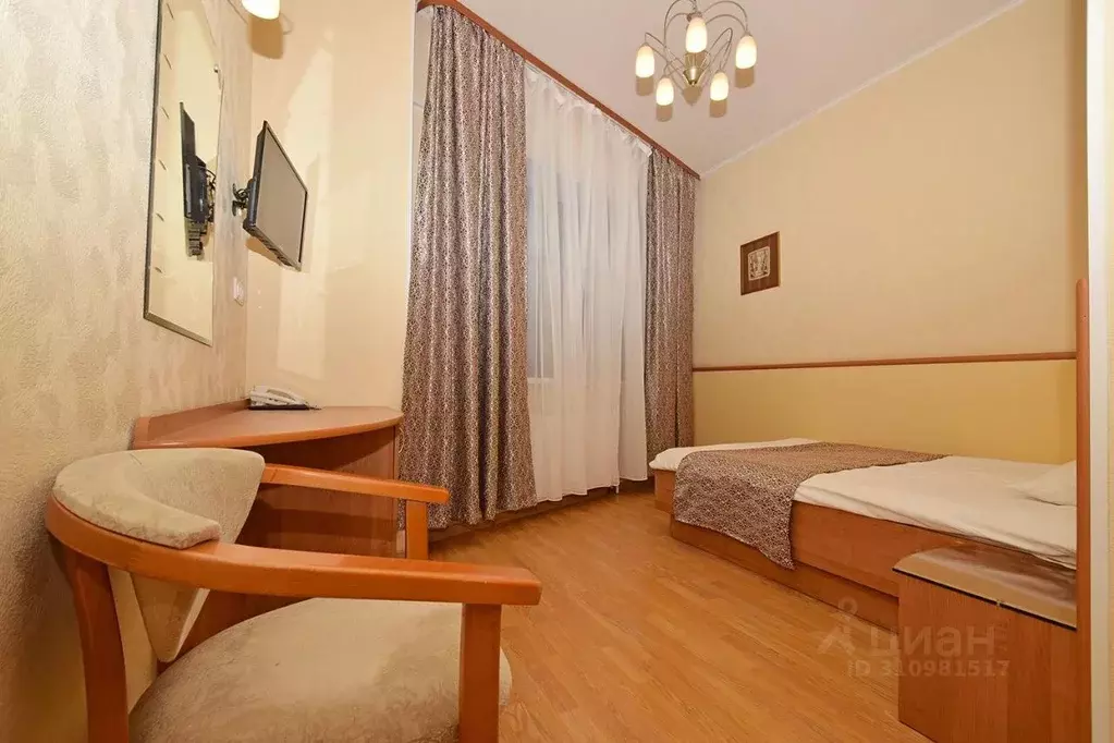 Комната Санкт-Петербург Госпитальная ул., 4 (17.0 м) - Фото 1