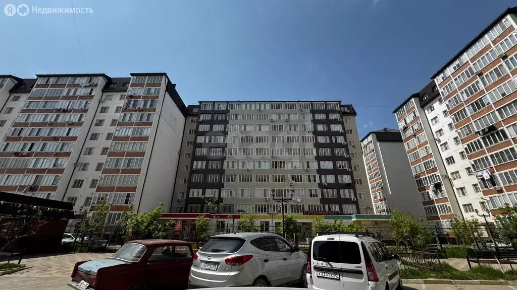 2-комнатная квартира: Каспийск, улица Магомедали Магомеджановa, 28Б ... - Фото 1