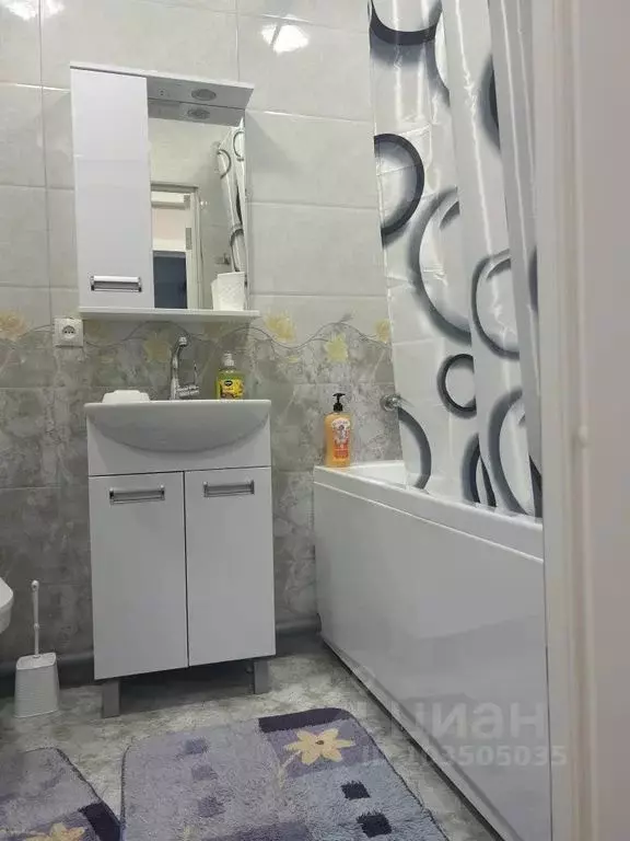 2-к кв. Дагестан, Каспийск ул. Зейнудина Батманова, 20А (40.0 м) - Фото 1