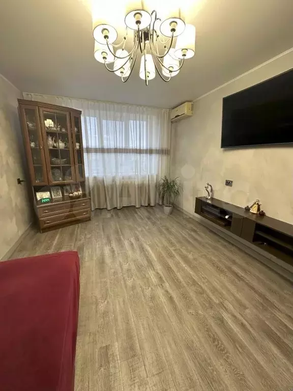 3-к. квартира, 72 м, 5/5 эт. - Фото 0