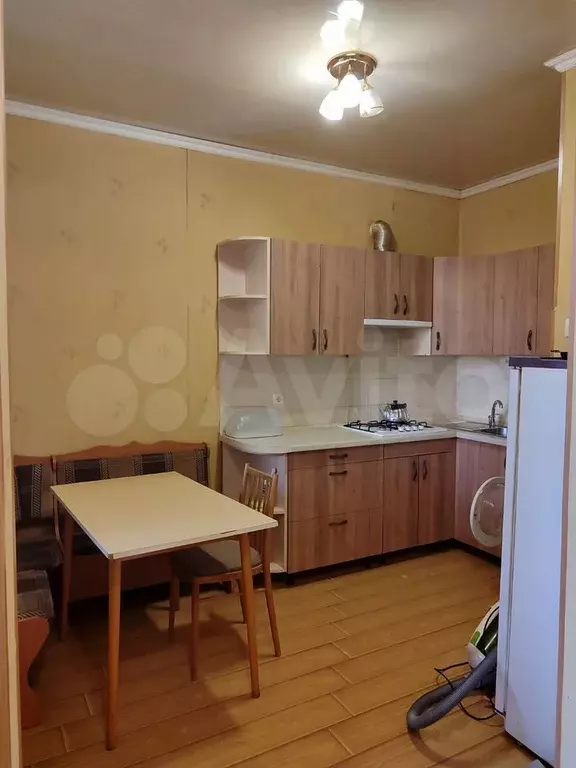 2-к. квартира, 65 м, 1/1 эт. - Фото 0