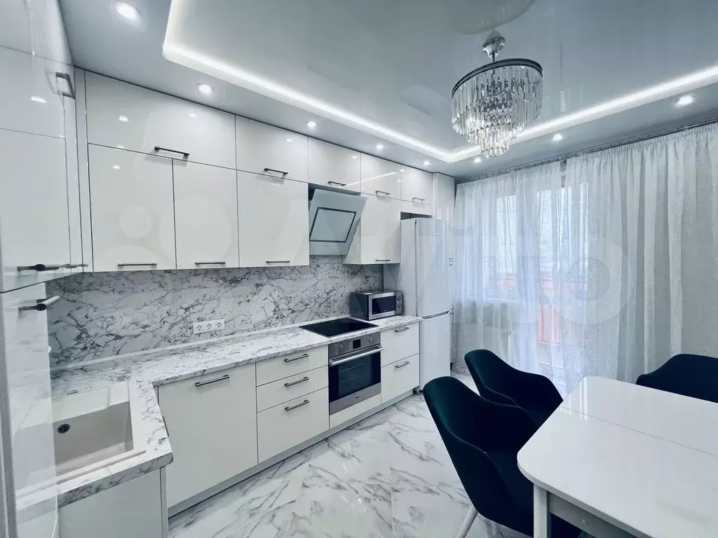 1-к. квартира, 40 м, 9/16 эт. - Фото 0