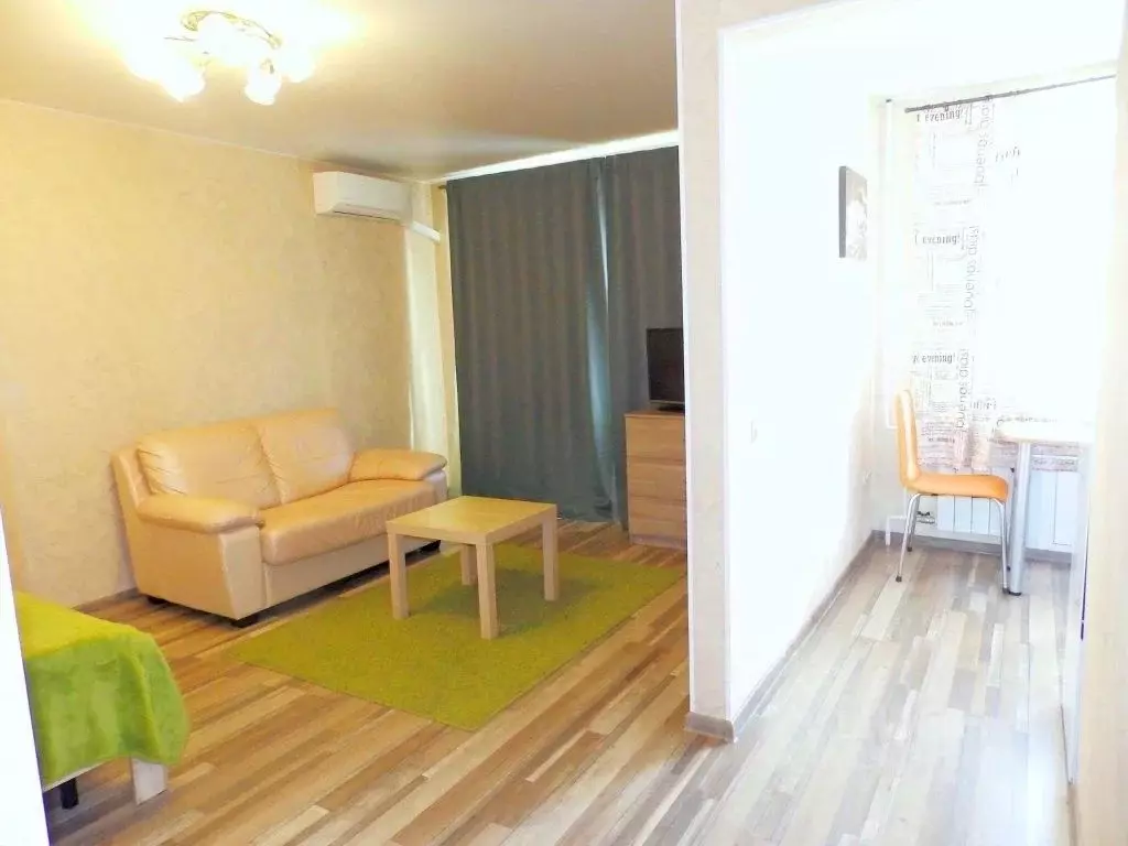 Комната Кемеровская область, Новокузнецк ул. Спартака, 18 (10.0 м) - Фото 0