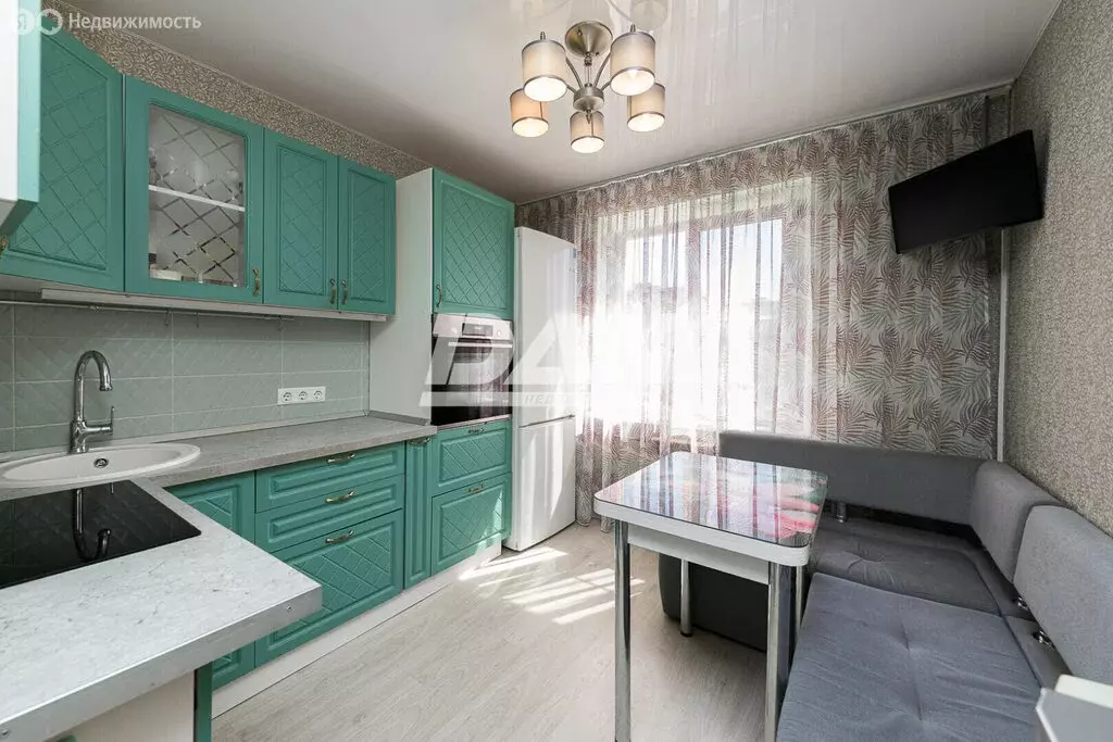 1-комнатная квартира: Челябинск, улица Хохрякова, 2 (41.2 м) - Фото 1