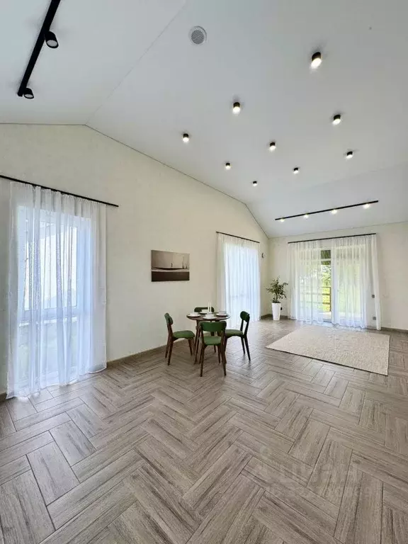 Коттедж в Свердловская область, Белоярский муниципальный округ, пос. ... - Фото 1