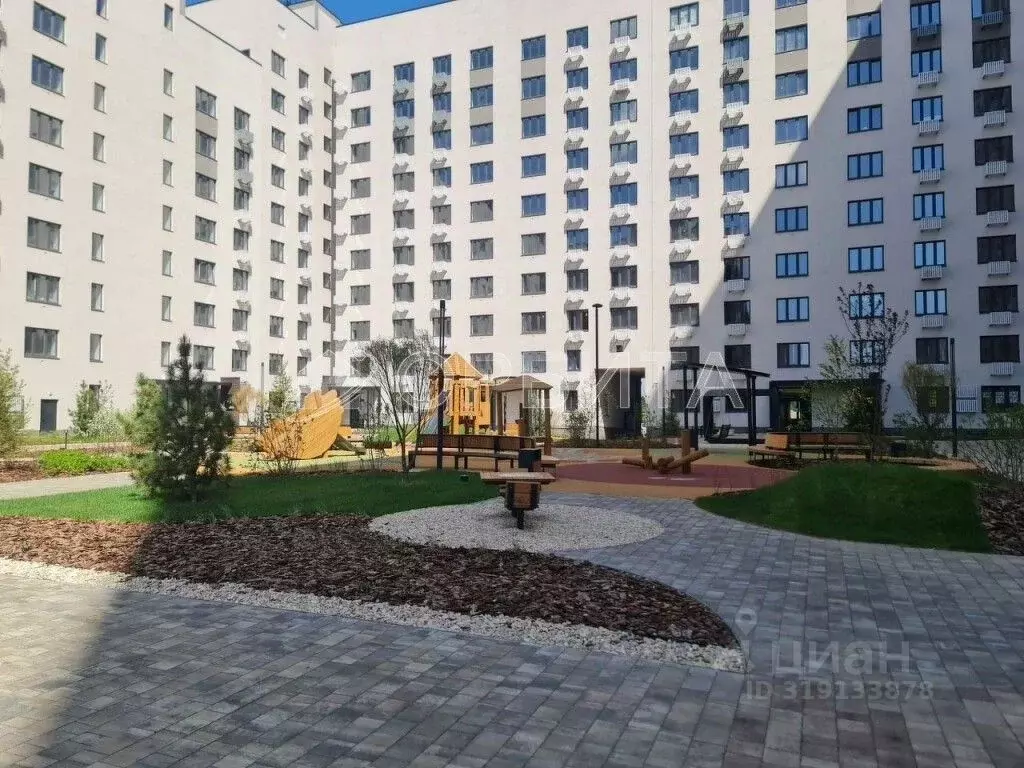 1-к кв. Тюменская область, Тюмень Новгородская ул., 22 (41.3 м) - Фото 1