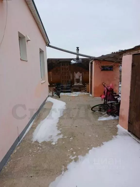 Дом в Крым, Сакский район, с. Лесновка ул. Колхозная (120 м) - Фото 2