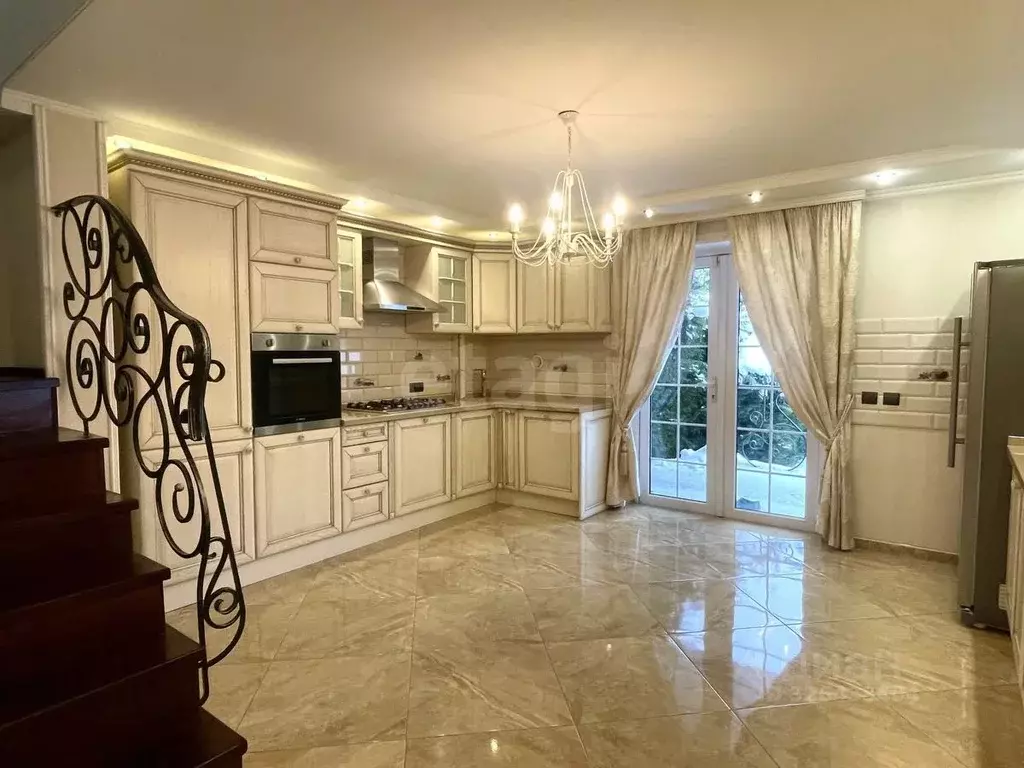 Таунхаус в Калининградская область, Калининград ул. Тихоненко, 79В ... - Фото 1